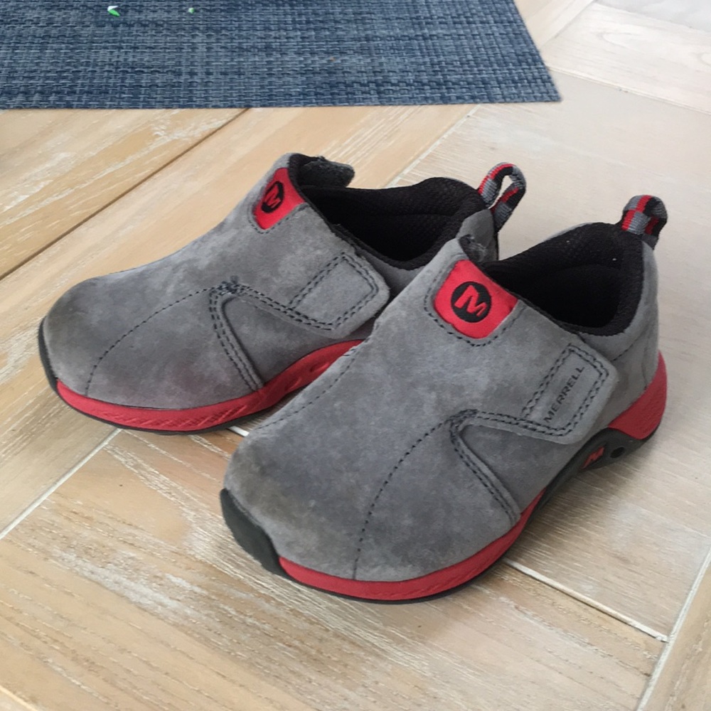 Merrill sneakers/hiking shoes